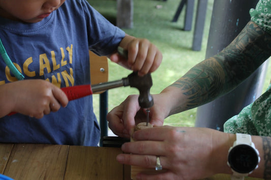 Advantages of Hand-Hammered Knives: Functional Beauty and Timeless Craftsmanship
