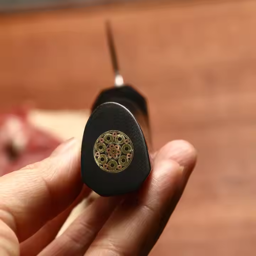 Extra sharp Japanese Damascus Knife